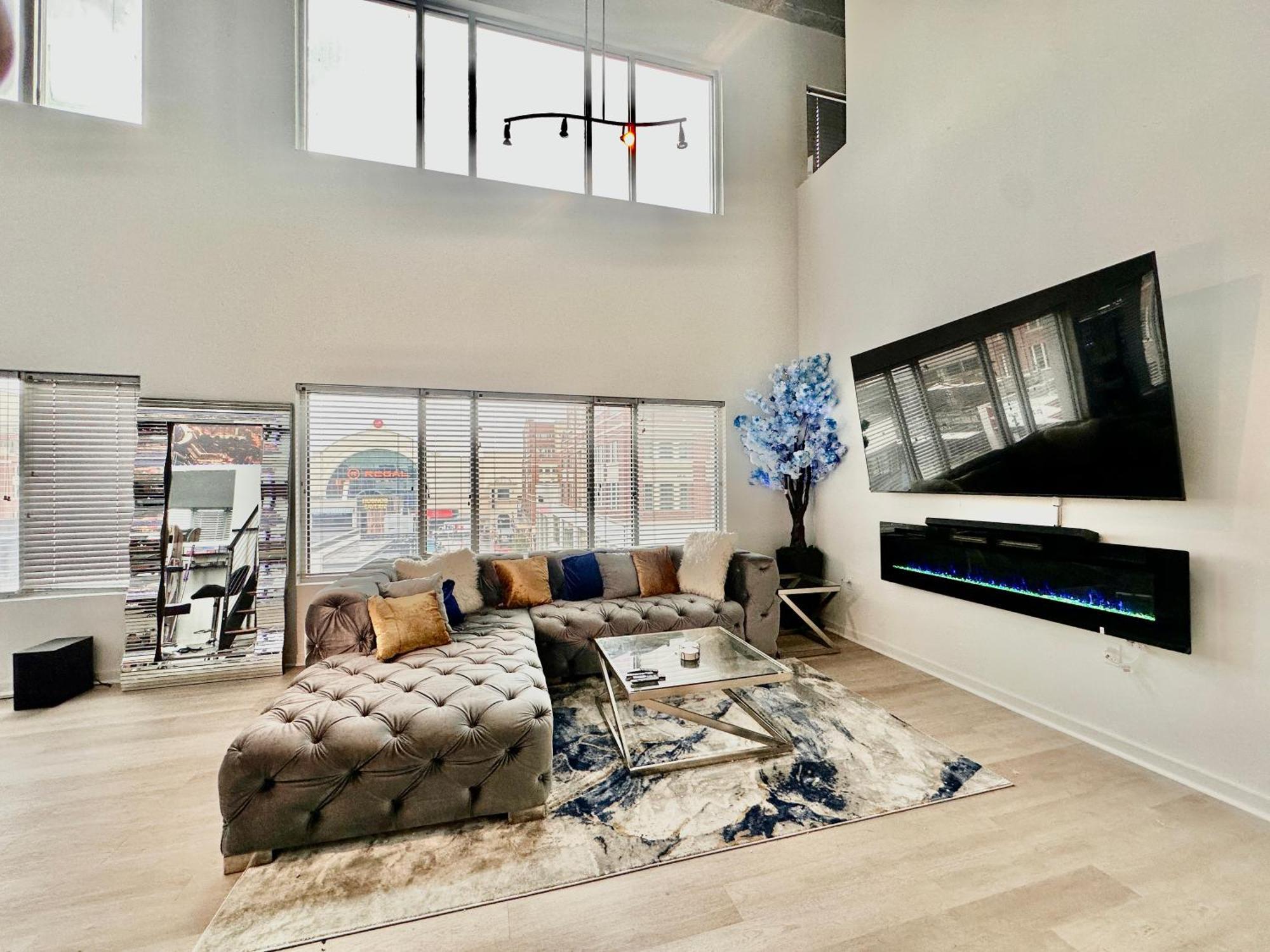 Grand 3Br Loft In Atlantic Station Atlanta Exterior foto